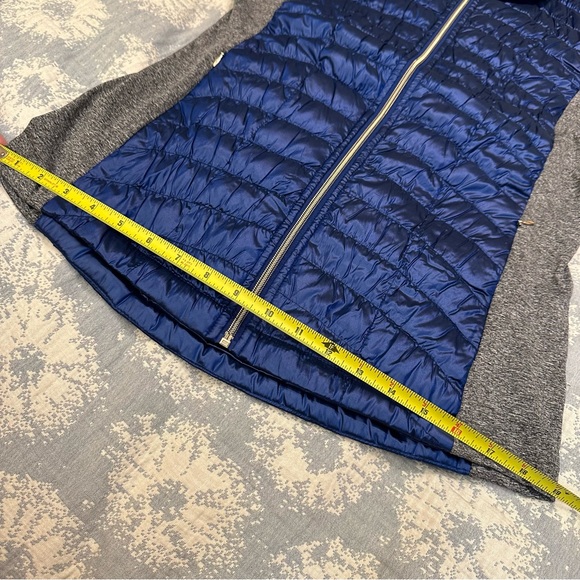 EUC Calvin Klein Performance down vest, size S - Picture 9 of 11